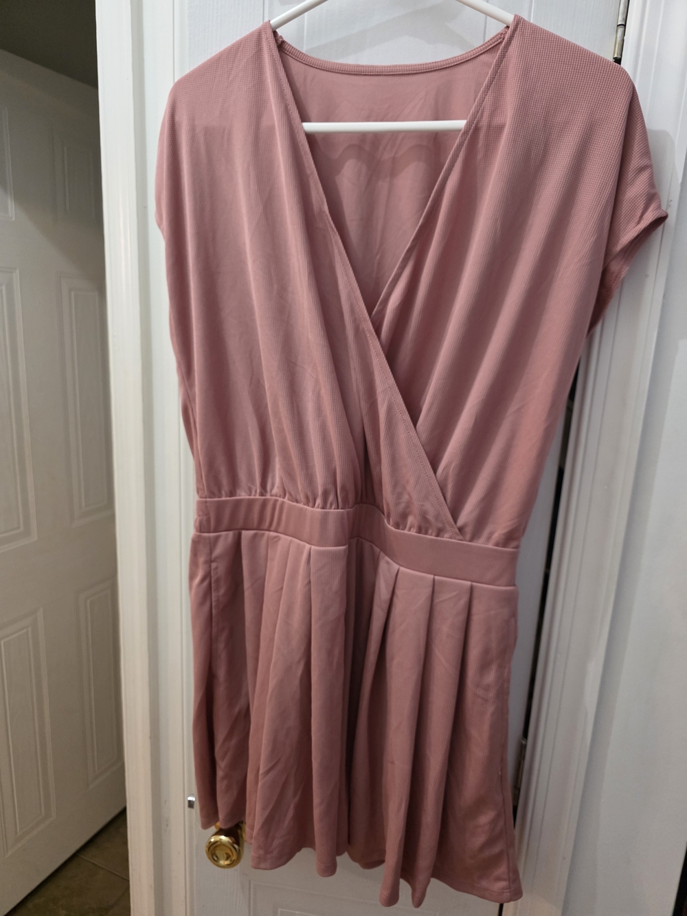 HALARA Dusty Rose Wrap-Style Short Romper